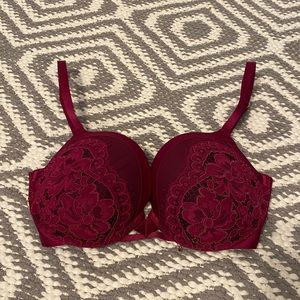 Victoria’s Secret Very Sexy Push-Up bra in magenta